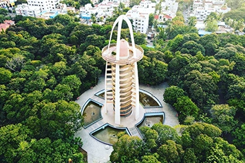 Relaxing taxi ride to Anna Nagar Tower Park in Chennai for scenic views and peaceful walks.