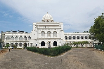 Explore Gandhi Museum in Madurai with the drop taxi service for a historic & insightful journey.