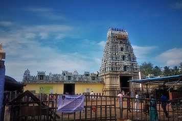 Explore Masani Amman Temple with the best taxi service for a smooth & comfortable journey.