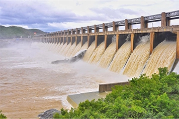 Book Mettur Dam travel and taxi services in Salem for a smooth and scenic journey to the dam.