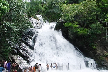 Book a round trip taxi for a relaxing tour to Siruvani Waterfalls & enjoy the scenic beauty.