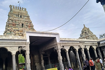 Book taxi services to Sugavaneshwarar Temple in Salem a must-viist Lord Shiva temple with ease.