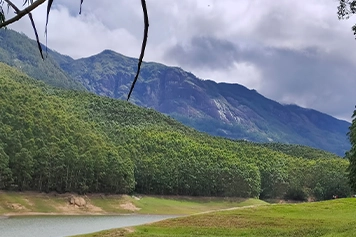 Echo Point Munnar Cab & Outstation Taxi for Nature Lovers Book online taxi to Echo Point Munnar – perfect for nature lovers with hills, lake, and fresh air.