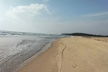 Enjoy a peaceful beach day at Devanampattinam in Cuddalore with van or taxi booking from Chennai.