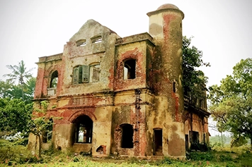 Book a taxi from Chennai to Fort St David in Cuddalore for a historical and peaceful travel experience.