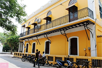 Book Local Taxi to Visit French Quarter in Pondicherry Visit colonial streets and cafes in French Quarter Pondicherry with local taxi travel service.
